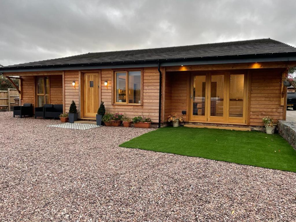 Redstones Cottage Greasby Exterior foto